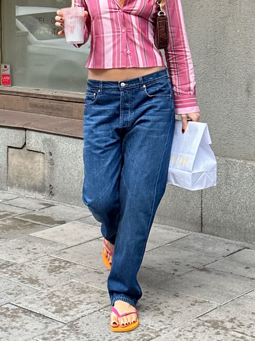 Djerf Avenue Relaxed Jeans in Dark Blue